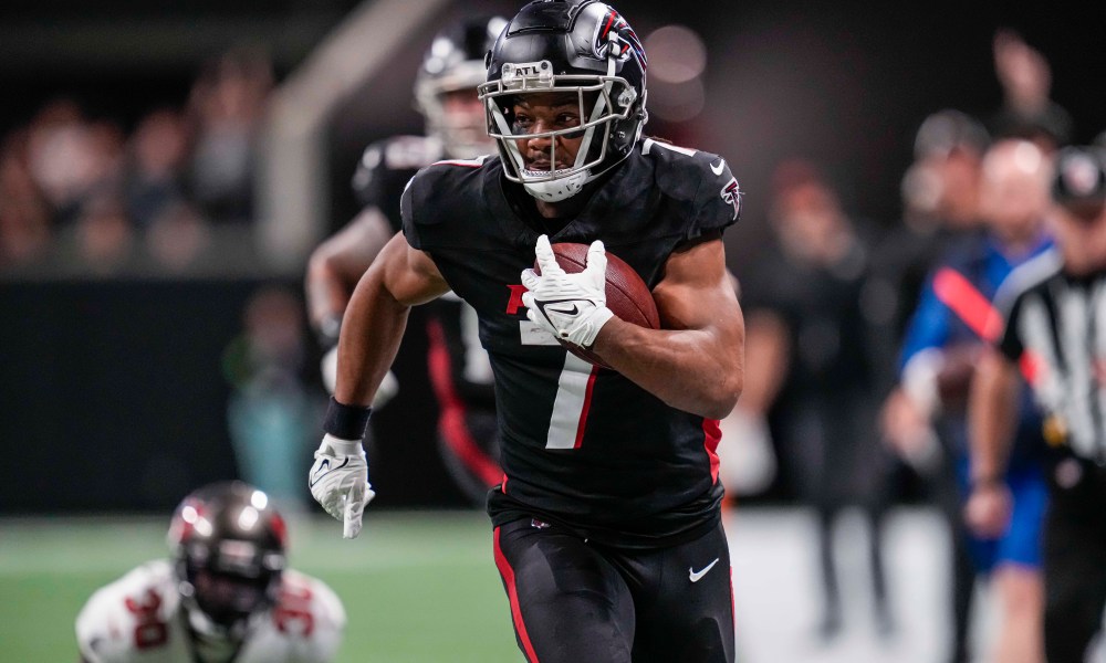 Dominate Daily Fantasy Football Week 11: Your Ultimate Guide to Success!