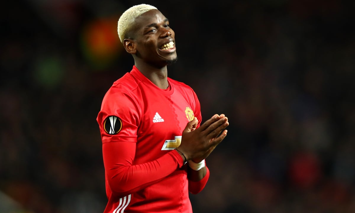 José Mourinho gets tough with his Manchester United players at half-time