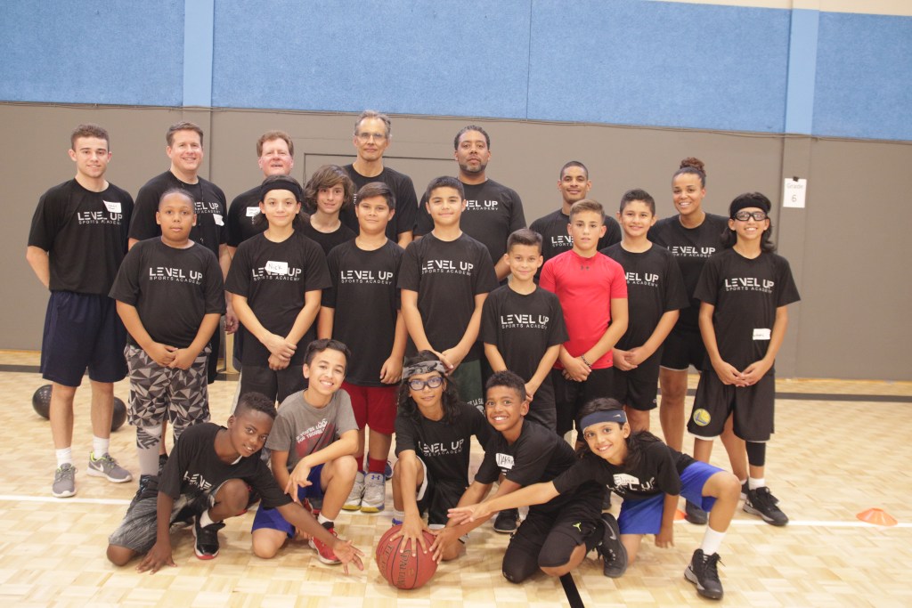 Volunteer Youth Basketball Near Me: How to Get Involved and Make a Difference Today!